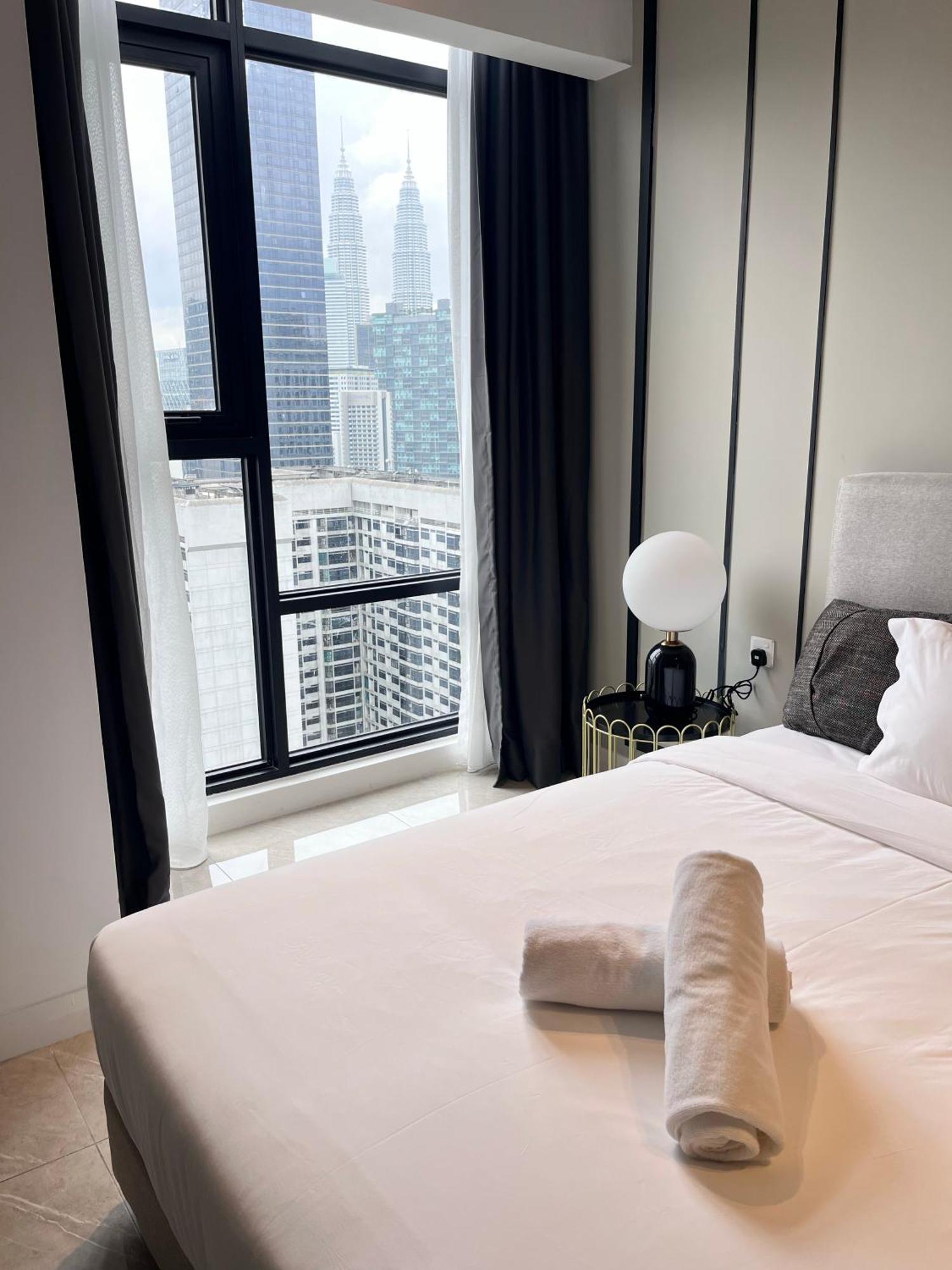 Axon Residence At Pavilion Klcc Kl Tower View By Kimiro Kuala Lumpur Dış mekan fotoğraf